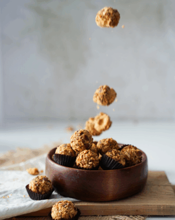 Ghraiba rocher mise en scene - 105 - Le Biscuit